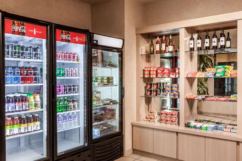 Ramada By Wyndham Bakersfield Ξενοδοχείο Εξωτερικό φωτογραφία