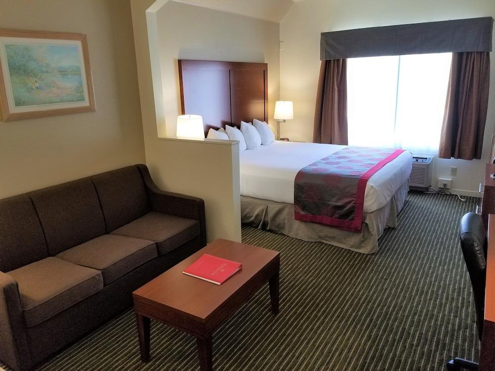 Ramada By Wyndham Bakersfield Ξενοδοχείο Εξωτερικό φωτογραφία